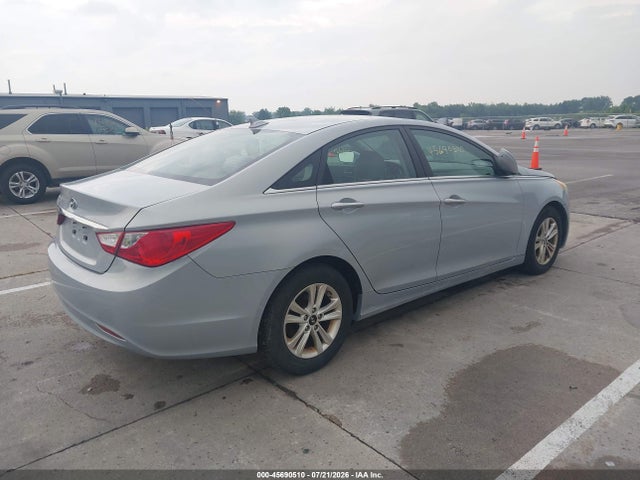 صورة 4 لـ 2013 Hyundai SONATA GLS