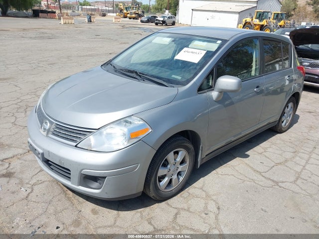 2009 Nissan VERSA 1.8SL — фото 2