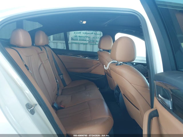 2018 BMW 530I 8