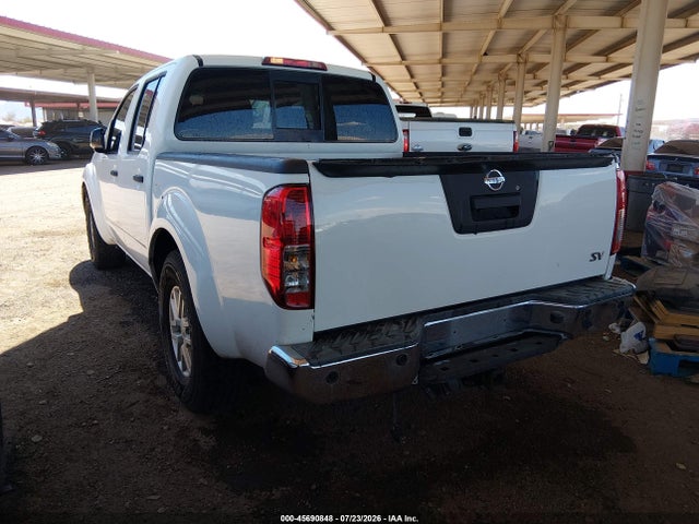 2017 Nissan FRONTIER SV — фото 3
