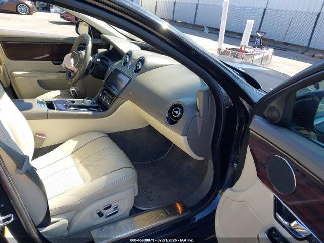 صورة 5 لـ 2011 Jaguar XJ XJL
