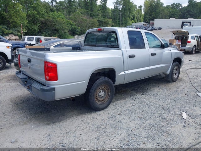 2006 Dodge DAKOTA ST photo 4