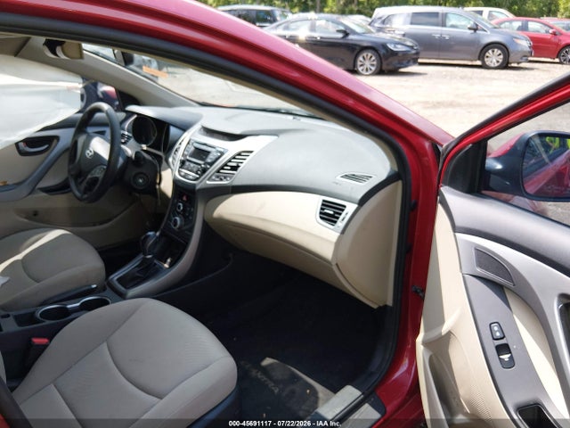 2016 Hyundai ELANTRA SE — фото 5