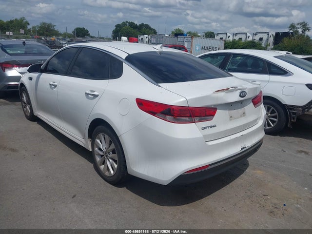 2017 KIA OPTIMA LX 照片 3