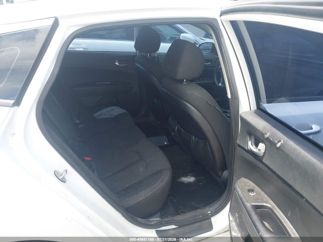 2017 KIA OPTIMA LX 照片 8