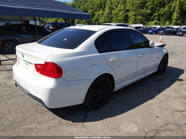 صورة 4 لـ 2011 BMW 328I XDRIVE