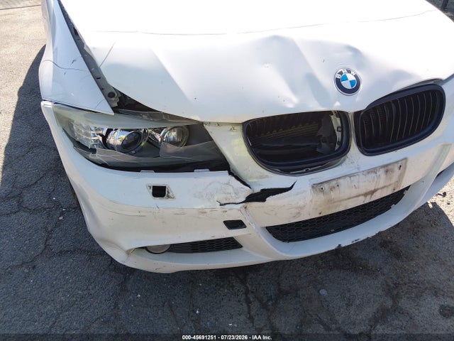 صورة 6 لـ 2011 BMW 328I XDRIVE