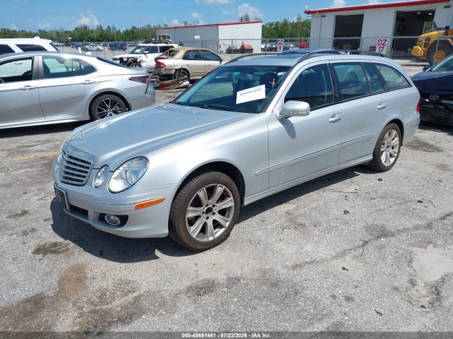 صورة 2 لـ 2009 Mercedes-BENZ E 350 4MATIC