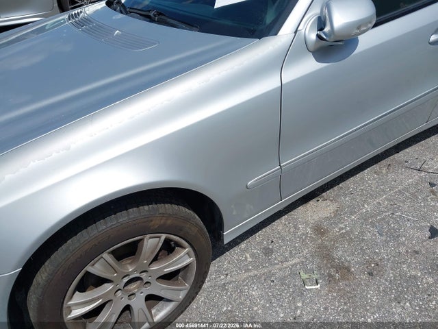 صورة 6 لـ 2009 Mercedes-BENZ E 350 4MATIC