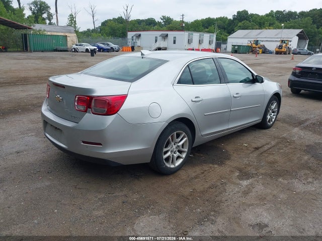 2015 Chevrolet MALIBU 1LT — фото 4