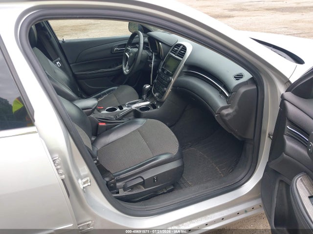 2015 Chevrolet MALIBU 1LT — фото 5