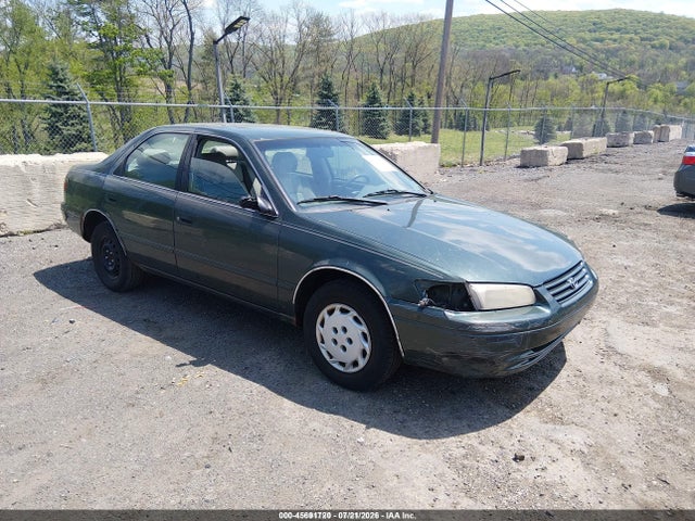 1999 TOYOTA CAMRY LE