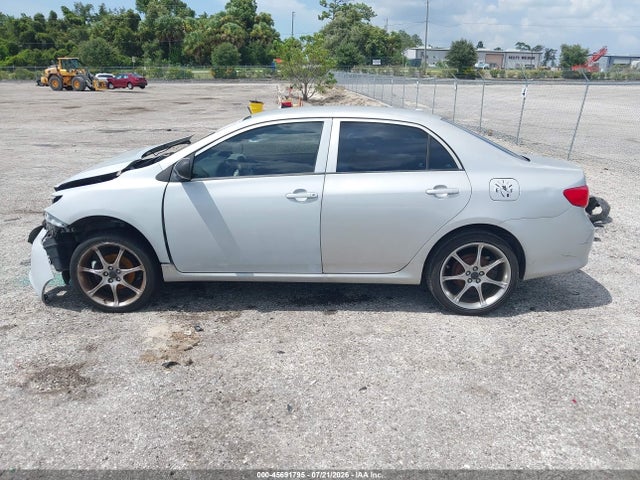 2010 Toyota COROLLA LE 缩略图 14