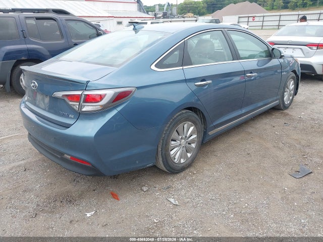 2016 Hyundai SONATA HYBRID SE — фото 4