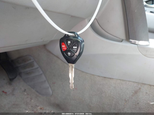 2009 Toyota CAMRY LE V6 缩略图 11