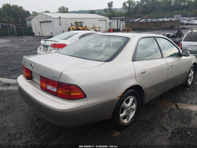 صورة 4 لـ 1997 Lexus ES 300
