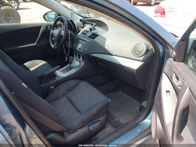 صورة 5 لـ 2010 Mazda MAZDA3 I TOURING