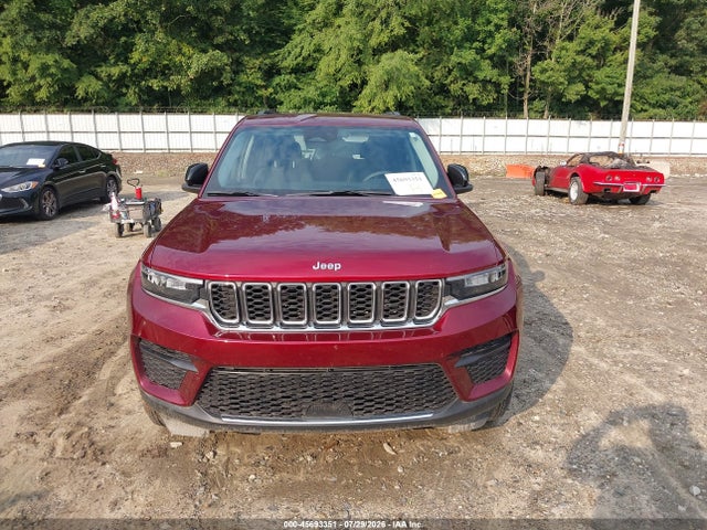 2023 JEEP GRAND CHEROKEE LAREDO 4X2 12