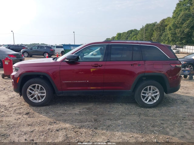 2023 JEEP GRAND CHEROKEE LAREDO 4X2 14
