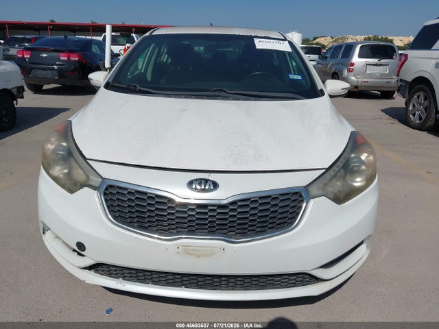 صورة 6 لـ 2014 KIA FORTE EX