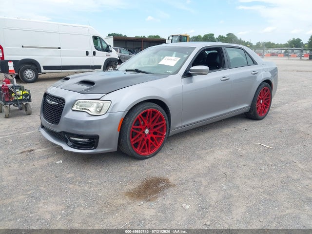 2016 Chrysler 300 300S 照片 2