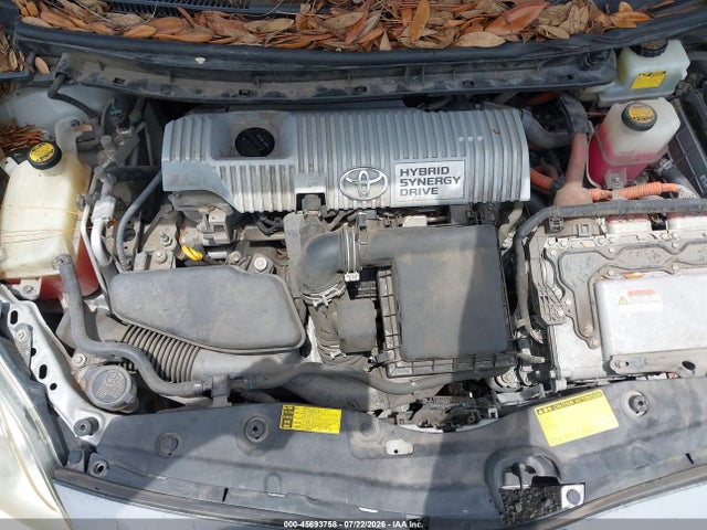 2010 Toyota PRIUS IV — фото 10