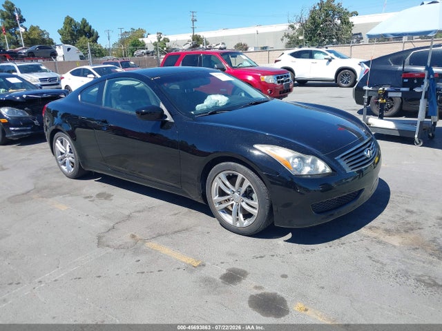 2009 INFINITI G37 JOURNEY