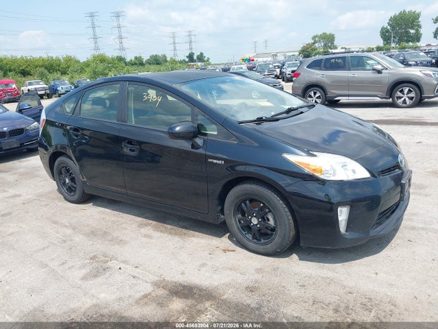 صورة 1 لـ 2014 Toyota PRIUS TWO