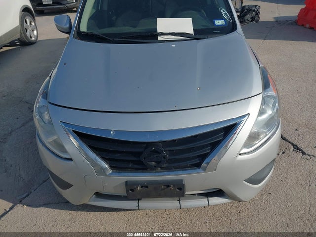 2017 Nissan VERSA 1.6 SV photo 6