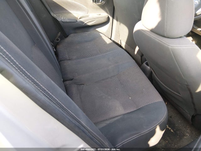2017 Nissan VERSA 1.6 SV photo 8