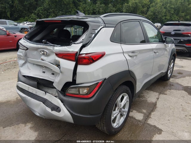 2023 HYUNDAI KONA SEL 4