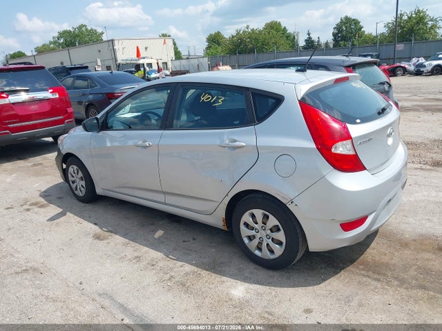 2017 HYUNDAI ACCENT SE 3