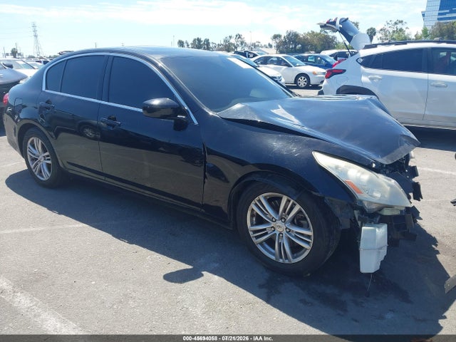 2011 INFINITI G37 JOURNEY