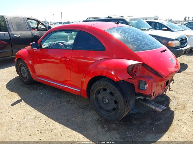 2012 Volkswagen BEETLE 2.5L 照片 3