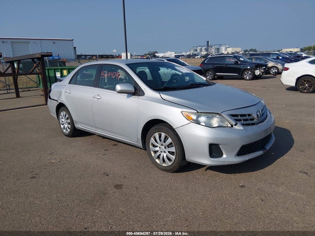 2013 TOYOTA COROLLA LE