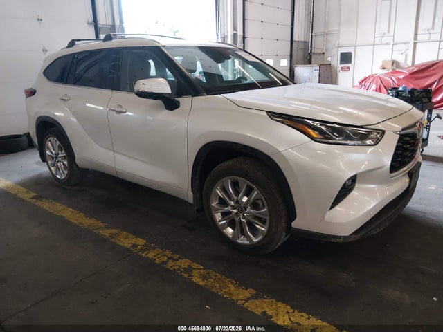 2022 TOYOTA HIGHLANDE LIMITED