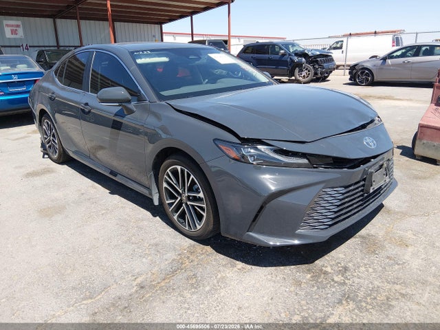2026 TOYOTA CAMRY XLE