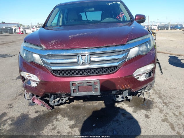 2018 HONDA PILOT EX 12
