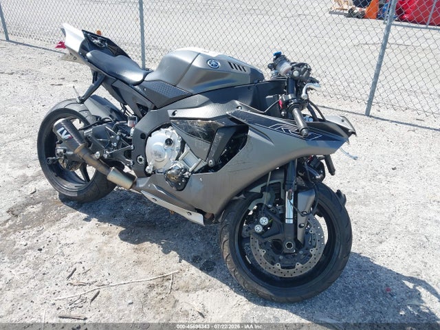 2016 YAMAHA YZF 