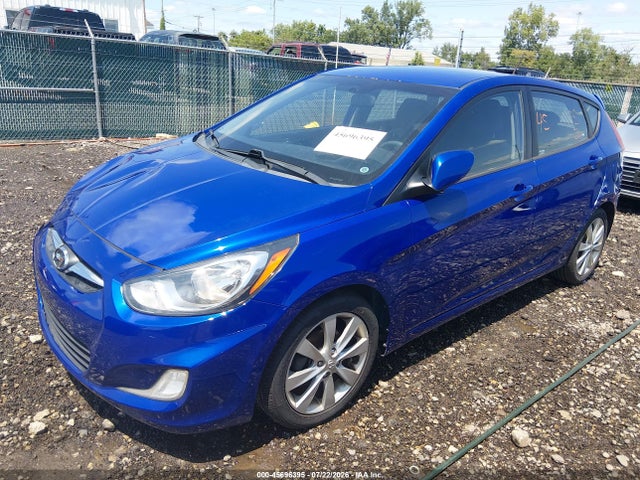 2012 Hyundai ACCENT SE — фото 2