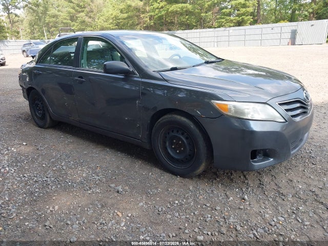 2010 TOYOTA CAMRY LE