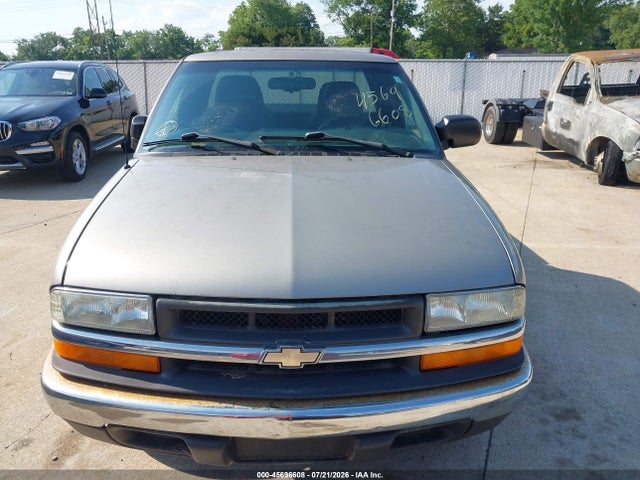 صورة مصغرة 12 لـ 2002 Chevrolet S-10 LS