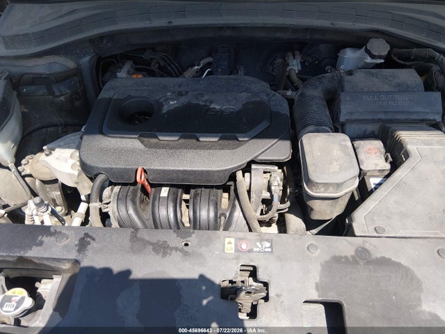 2019 HYUNDAI SANTA FE SE 10