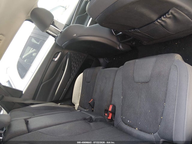 2019 HYUNDAI SANTA FE SE 8
