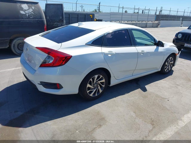 2018 HONDA CIVIC EX 4