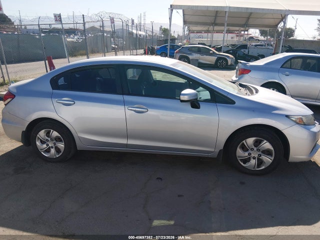 2015 Honda CIVIC LX thumbnail 13