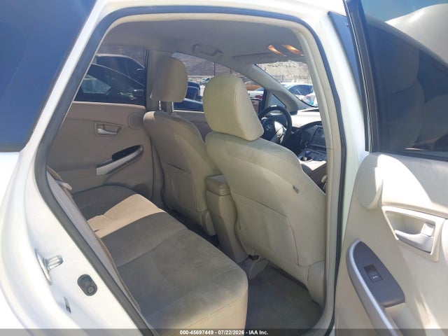 2010 Toyota PRIUS III — фото 8