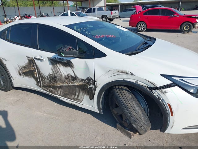 2023 Toyota PRIUS LE photo 6