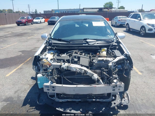 2012 Toyota PRIUS FOUR — миниатюра 13