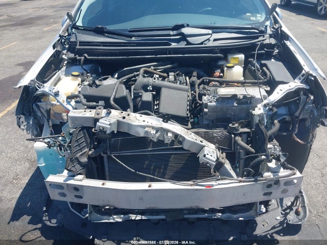 صورة 6 لـ 2012 Toyota PRIUS FOUR